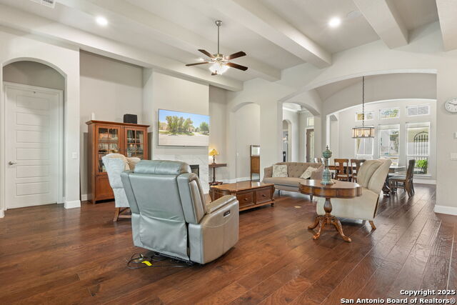 30336 Setterfeld Cir, Fair Oaks Ranch, Texas image 8