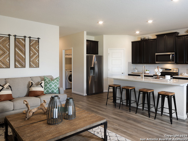 134 Barton Point, Cibolo, Texas image 3