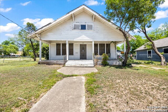 2115 & 2121 Leal, San Antonio, Texas image 1