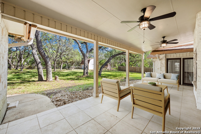 8835 Garden Ridge Drive, Garden Ridge, Texas image 26