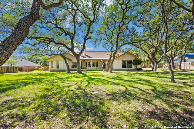 8835 Garden Ridge Drive, Garden Ridge, Texas image 30