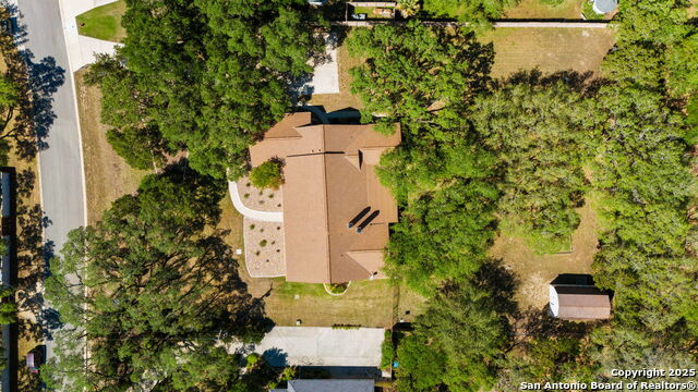 8835 Garden Ridge Drive, Garden Ridge, Texas image 33