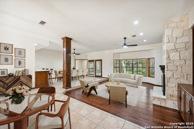 8835 Garden Ridge Drive, Garden Ridge, Texas image 4