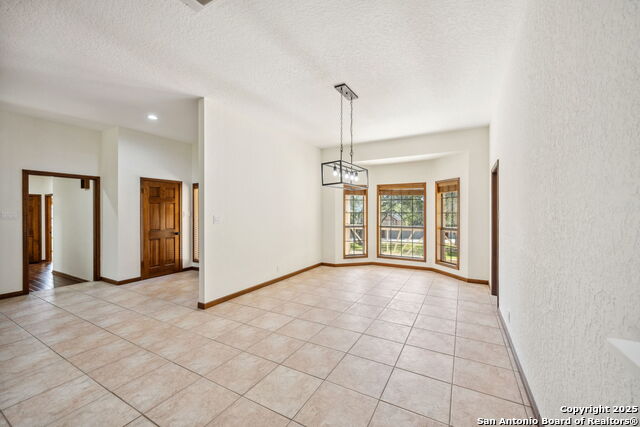 8835 Garden Ridge Drive, Garden Ridge, Texas image 40
