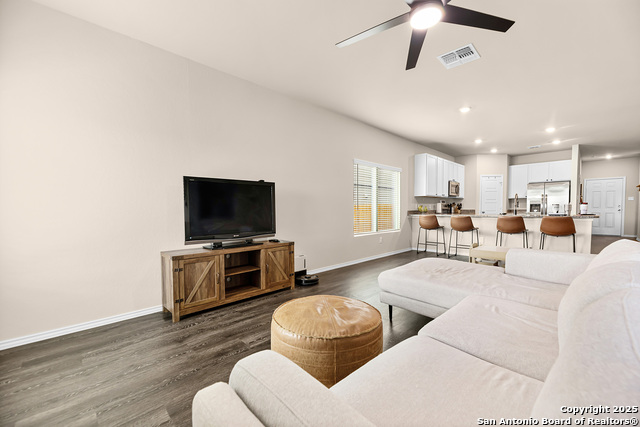 4219 Legend Heights, New Braunfels, Texas image 6
