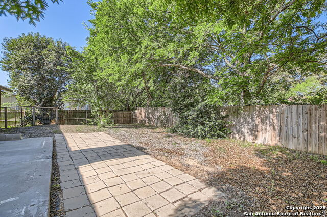 8203 Bowens Crossing St, San Antonio, Texas image 26
