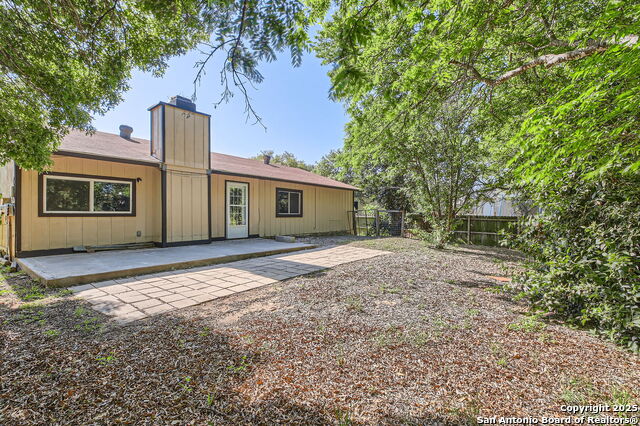 8203 Bowens Crossing St, San Antonio, Texas image 28