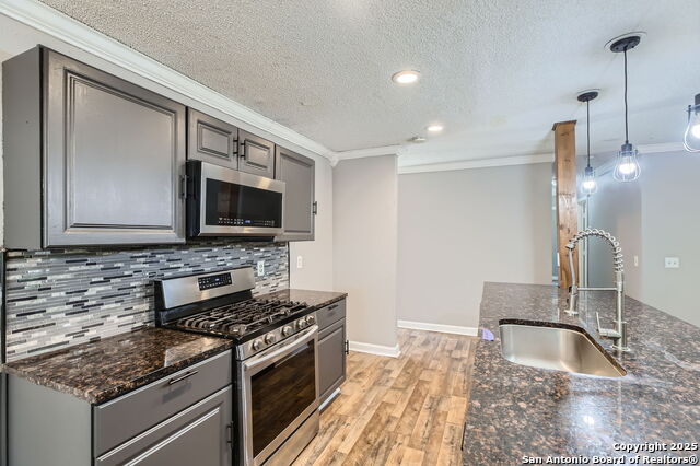 8203 Bowens Crossing St, San Antonio, Texas image 8