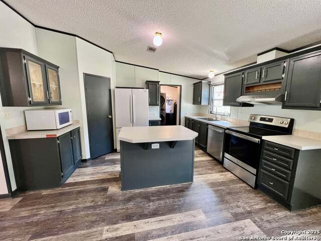 147 Silver Creek, Kerrville, Texas image 3