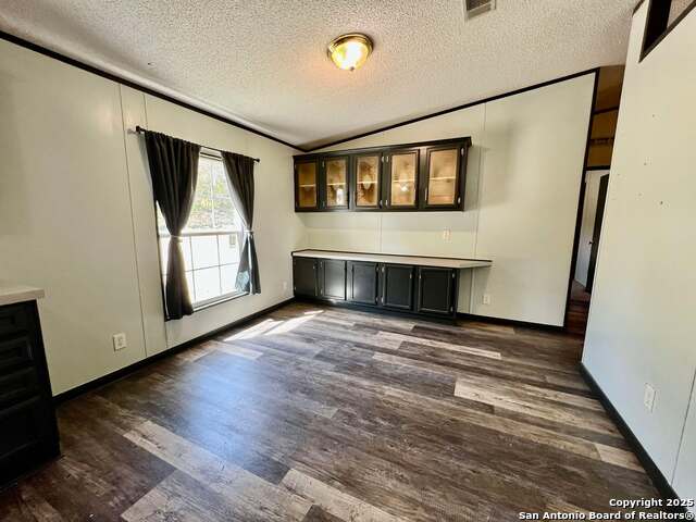 147 Silver Creek, Kerrville, Texas image 5