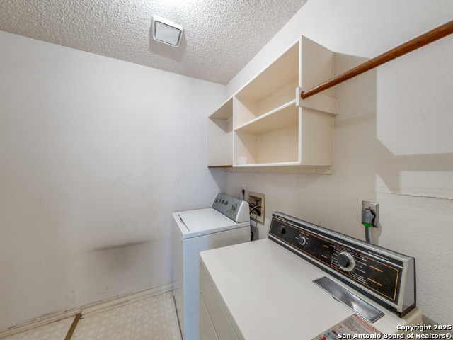 8434 Timber Loche, San Antonio, Texas image 19