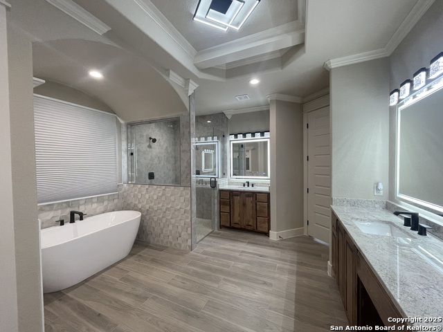 538 James Way, Castroville, Texas image 21