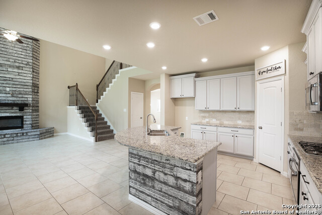 723 Decathlon, San Antonio, Texas image 14