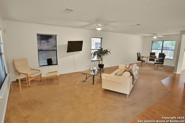 6754 Shadow Run, San Antonio, Texas image 5