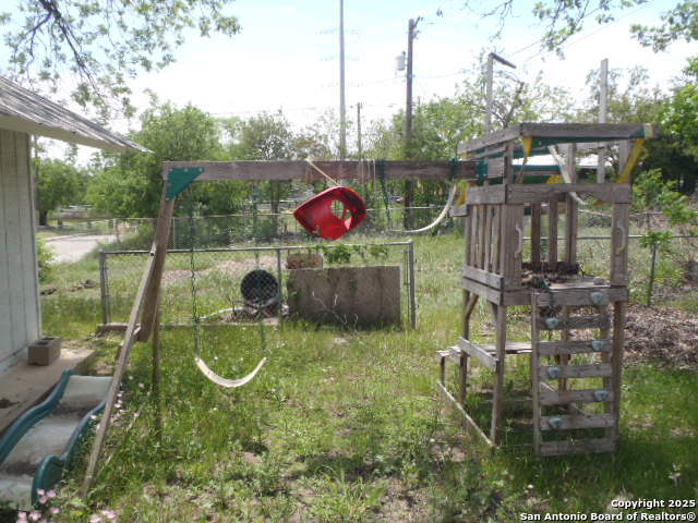702 Rivas, San Antonio, Texas image 5