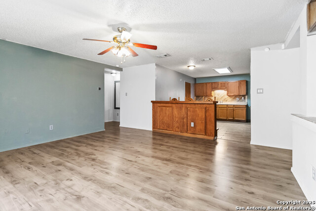 8138 Easy Meadow, Converse, Texas image 7