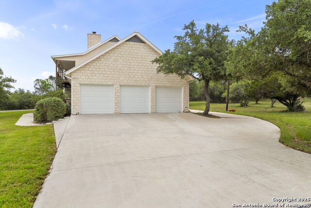 850 Andrew Run, Canyon Lake, Texas image 31