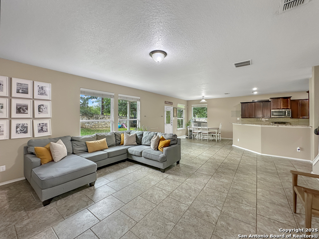 6847 Briscoe, San Antonio, Texas image 10