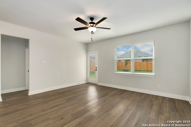 9507 Crestway, Converse, Texas image 4