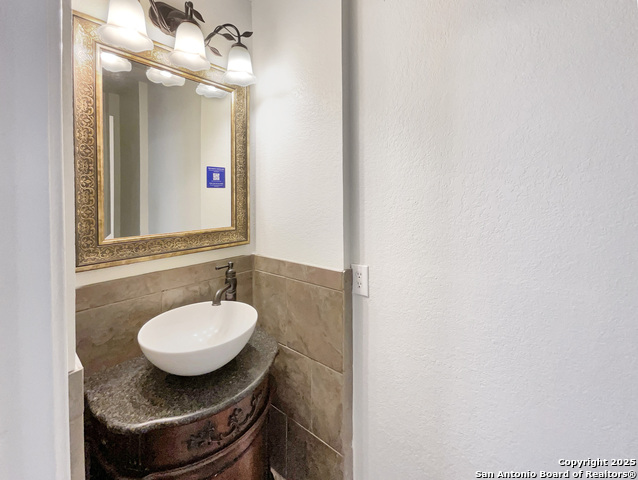 7815 Hedrick Farm, San Antonio, Texas image 10