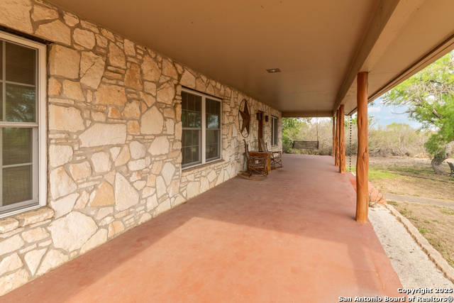 3940 Us Highway 90, Hondo, Texas image 4
