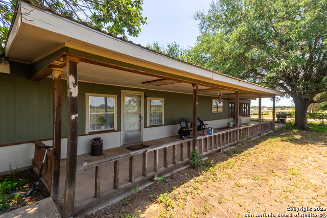 4843 Fm 1436, La Pryor, Texas image 4