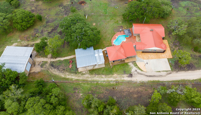 873 County Road 375, San Antonio, Texas image 43
