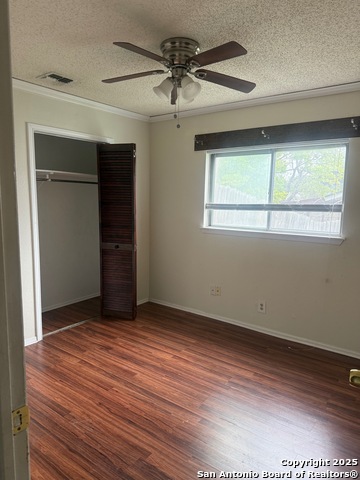 1074 Honeytree St, San Antonio, Texas image 12