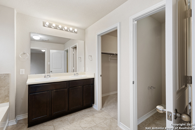 15430 Bobwhite Quail, San Antonio, Texas image 8