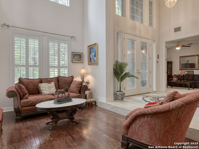 Single Family Detached, Boerne, Texas image 11
