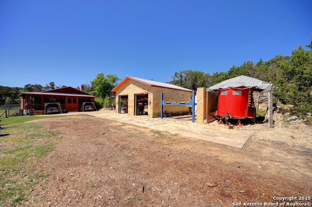 324 E Headwaters Ranch, Kendalia, Texas image 12