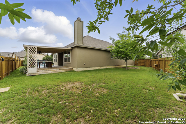 907 Carriage Inn, New Braunfels, Texas image 40
