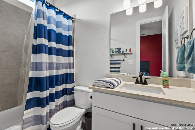 1624 Dirndl, New Braunfels, Texas image 10
