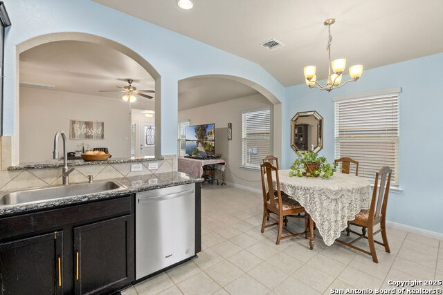 2530 Diamondback Trail, New Braunfels, Texas image 13