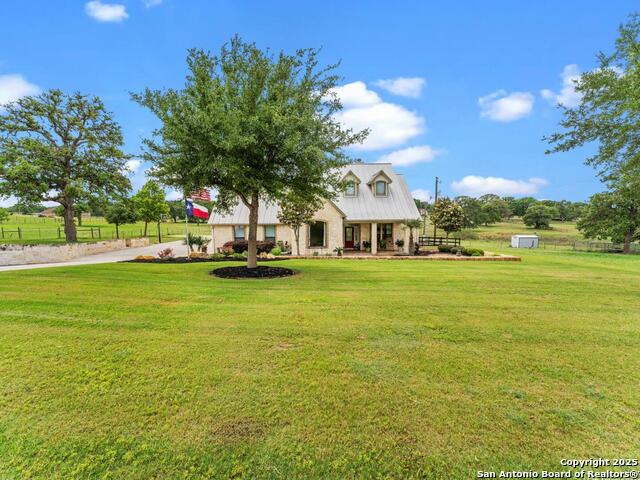 1448 Country Hills, La Vernia, Texas image 1