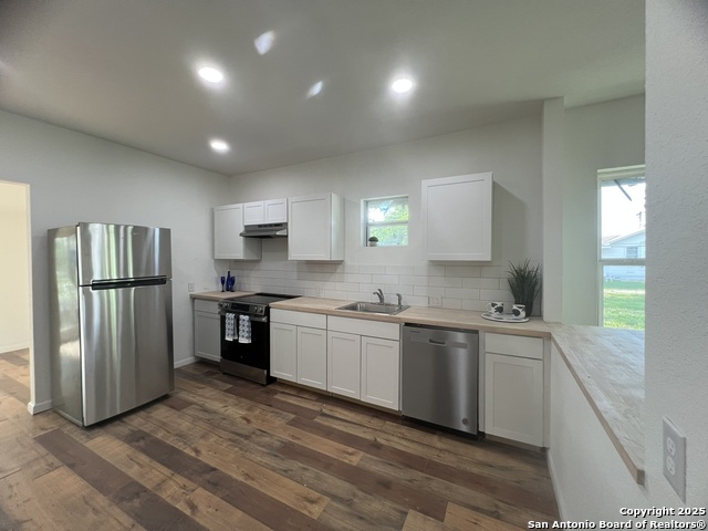 216 S Live Oak, Marion, Texas image 7