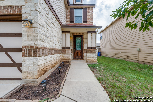 3921 Legend Pond, New Braunfels, Texas image 2