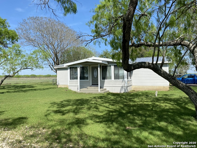 1149 State Highway 119, Stockdale, Texas image 5