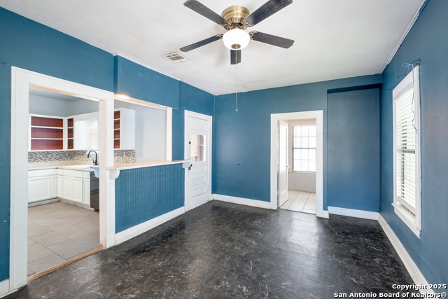 1303 Hicks Avenue, San Antonio, Texas image 16