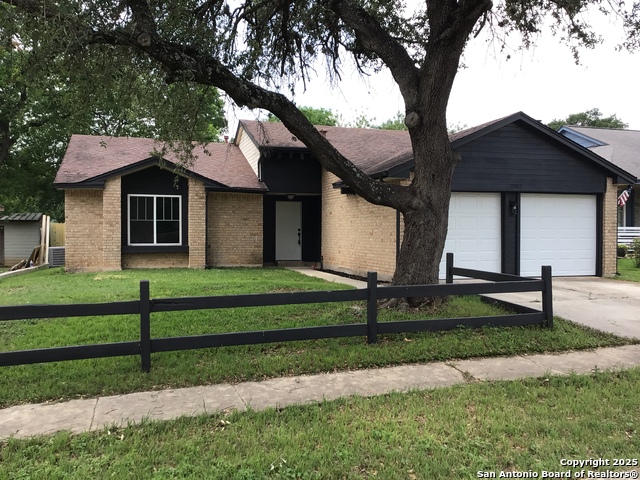 11009 Forest Crown, Live Oak, Texas image 1