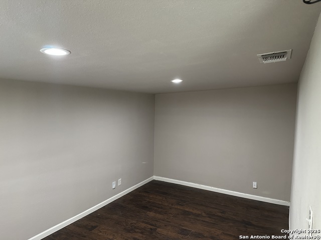 2543 W Mulberry, San Antonio, Texas image 9