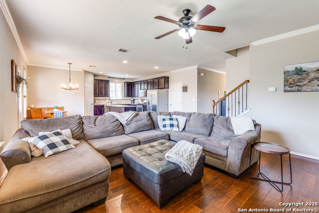 7018 Laguna Beach, Converse, Texas image 4
