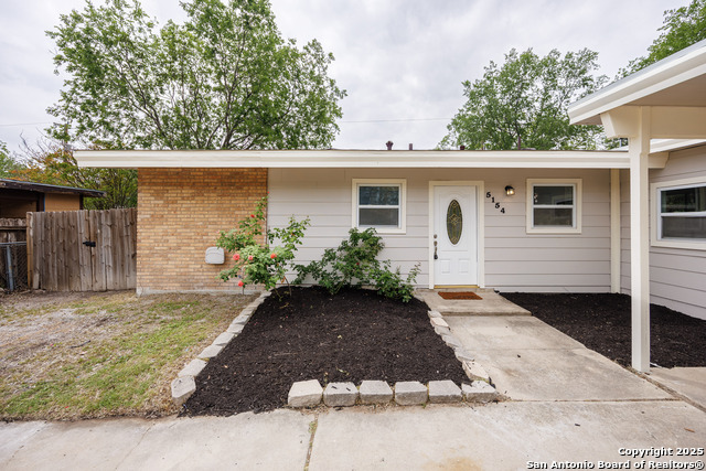5154 Village Green, San Antonio, Texas image 4