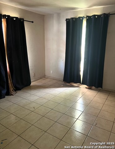 223 Sw 19th Street, San Antonio, Texas image 2