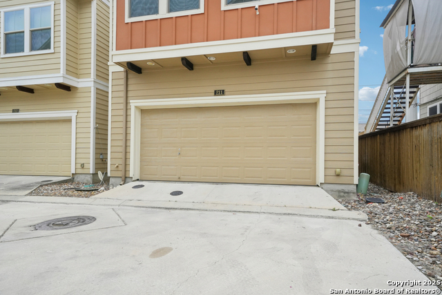 211 E Courtland, San Antonio, Texas image 30