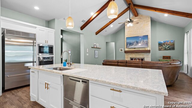 464 Shady Hollow, New Braunfels, Texas image 13