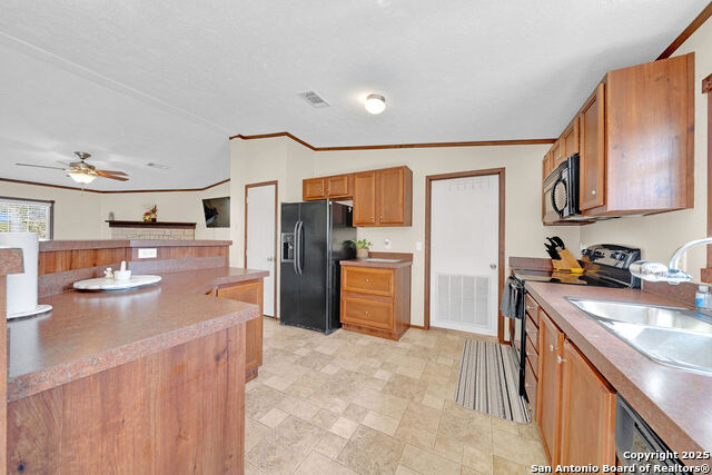 769 Kristen Ln, Harper, Texas image 8