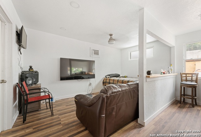 1109 Essex, San Antonio, Texas image 3