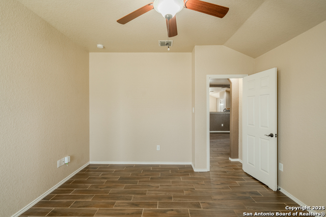 3830 Bogie Way, Converse, Texas image 14