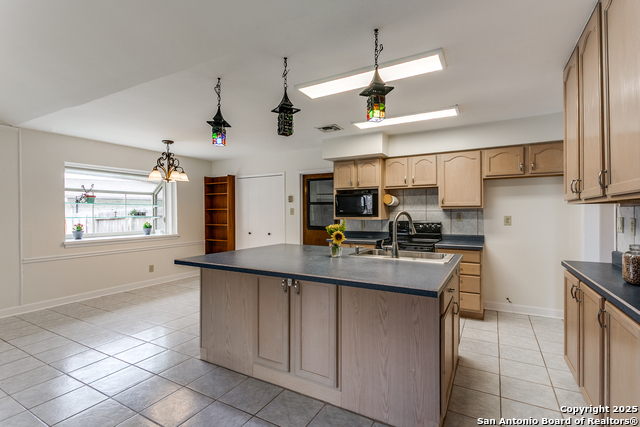 302 Westwind, Windcrest, Texas image 14